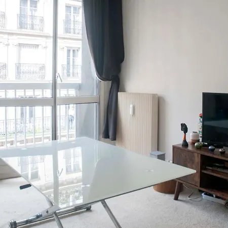 Apartment In The Heart Of Paris Apartment